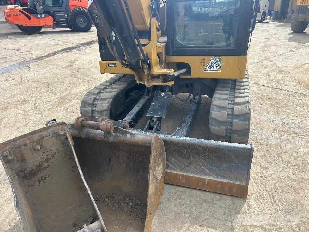 CAT 306 CR Mini Excavators <7t (Mini Diggers)