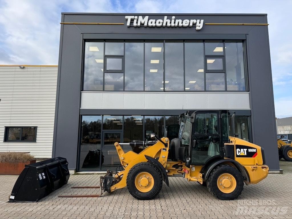 CAT 906M Wheel Loaders