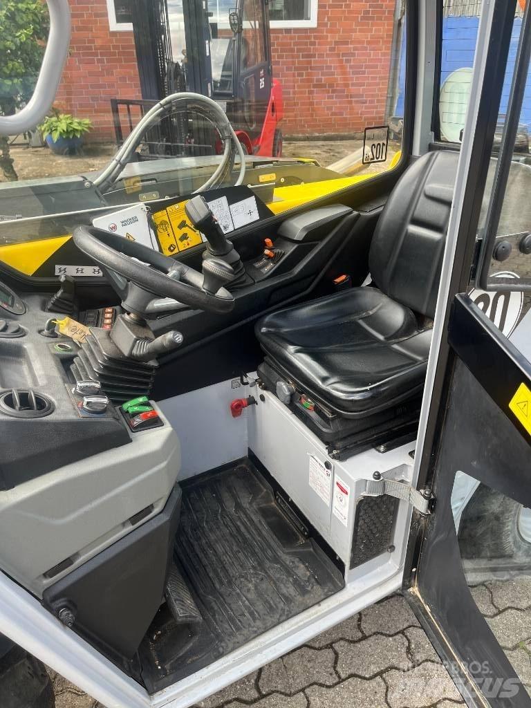 Wacker Neuson TH 412 Telescopic Handlers