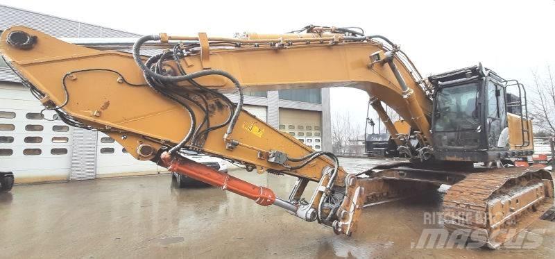 Hitachi ZX 490 LCH-6 Crawler Excavators