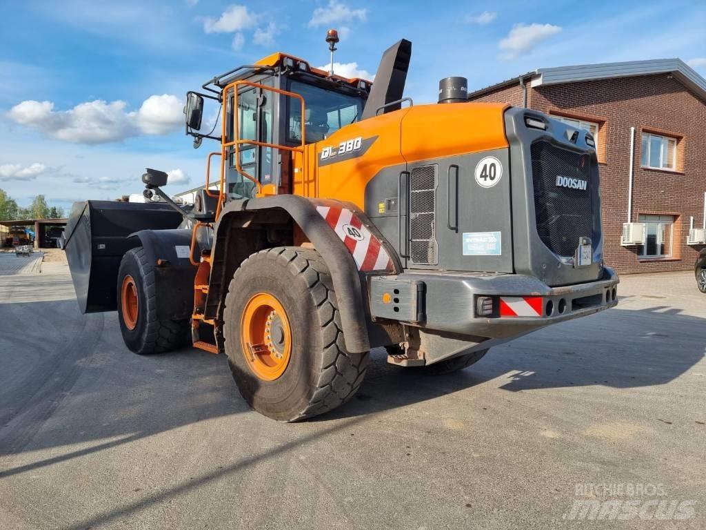 Doosan DL 380-7 Wheel Loaders