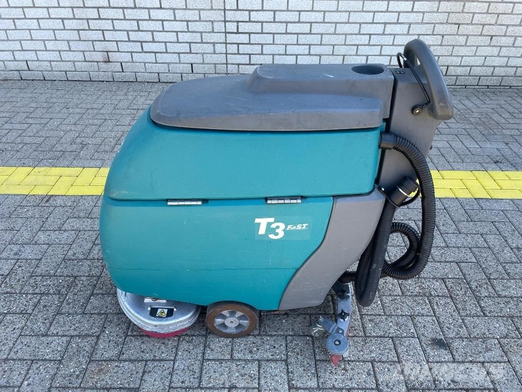 Tennant T 3 Sweepers
