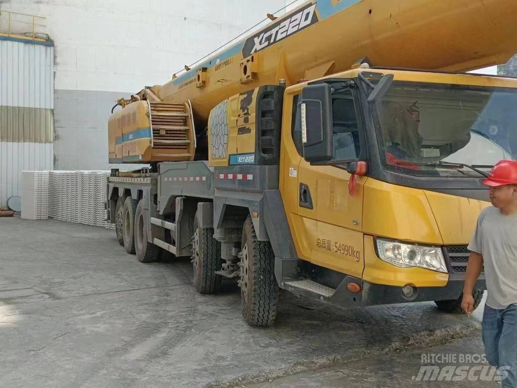 XCMG XCT110 Mobile and all terrain cranes