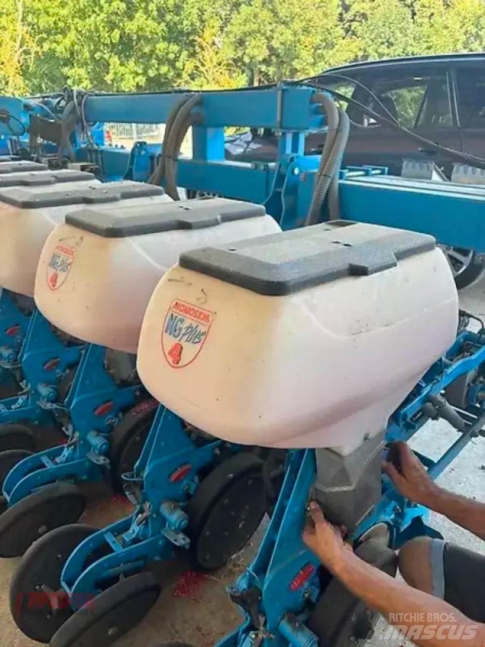Monosem NG 4-18 Precision Sowing Machines