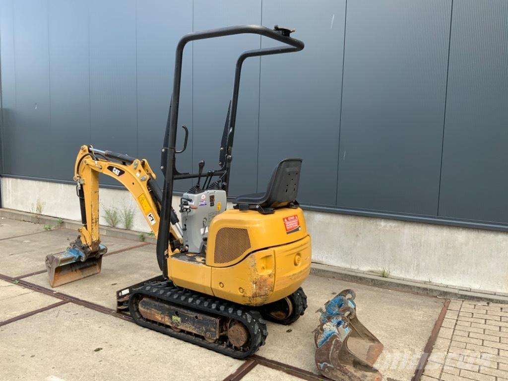 CAT 300.9 D Mini Excavators <7t (Mini Diggers)