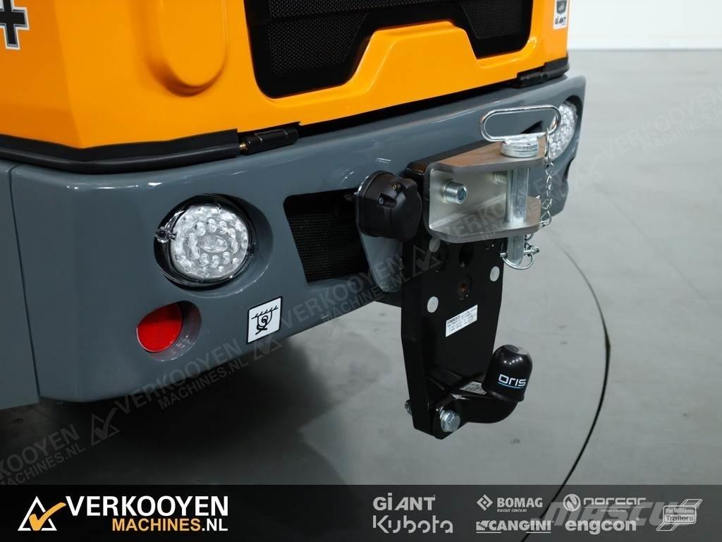 GiANT G2700 HD+ Wheel Loaders