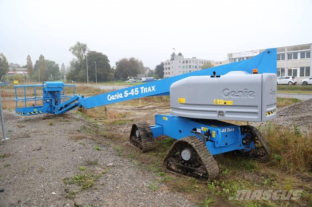 Genie S 45 Trax Telescopic boom lifts