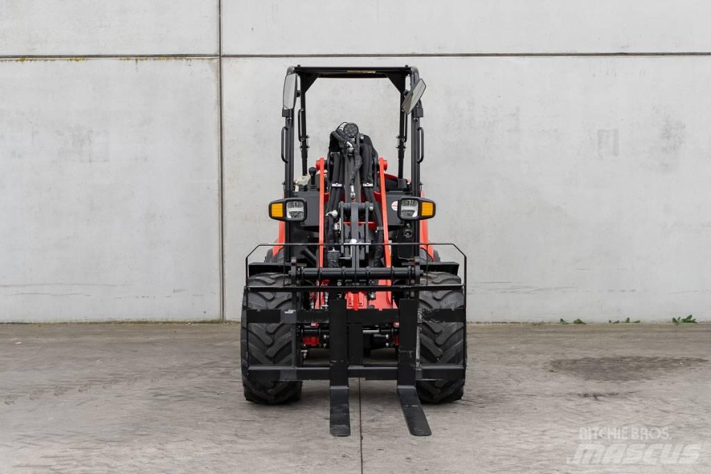 Manitou MLA 5-50 H Mini Loader