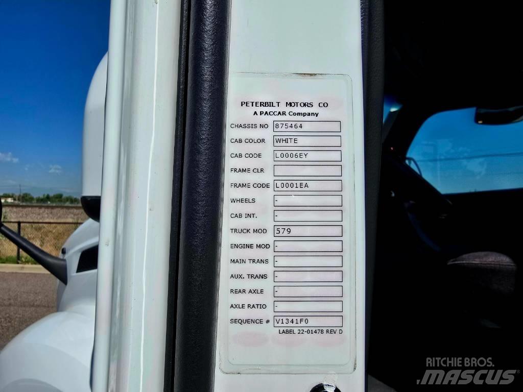 Peterbilt 579 Conventional Trucks / Tractor Trucks