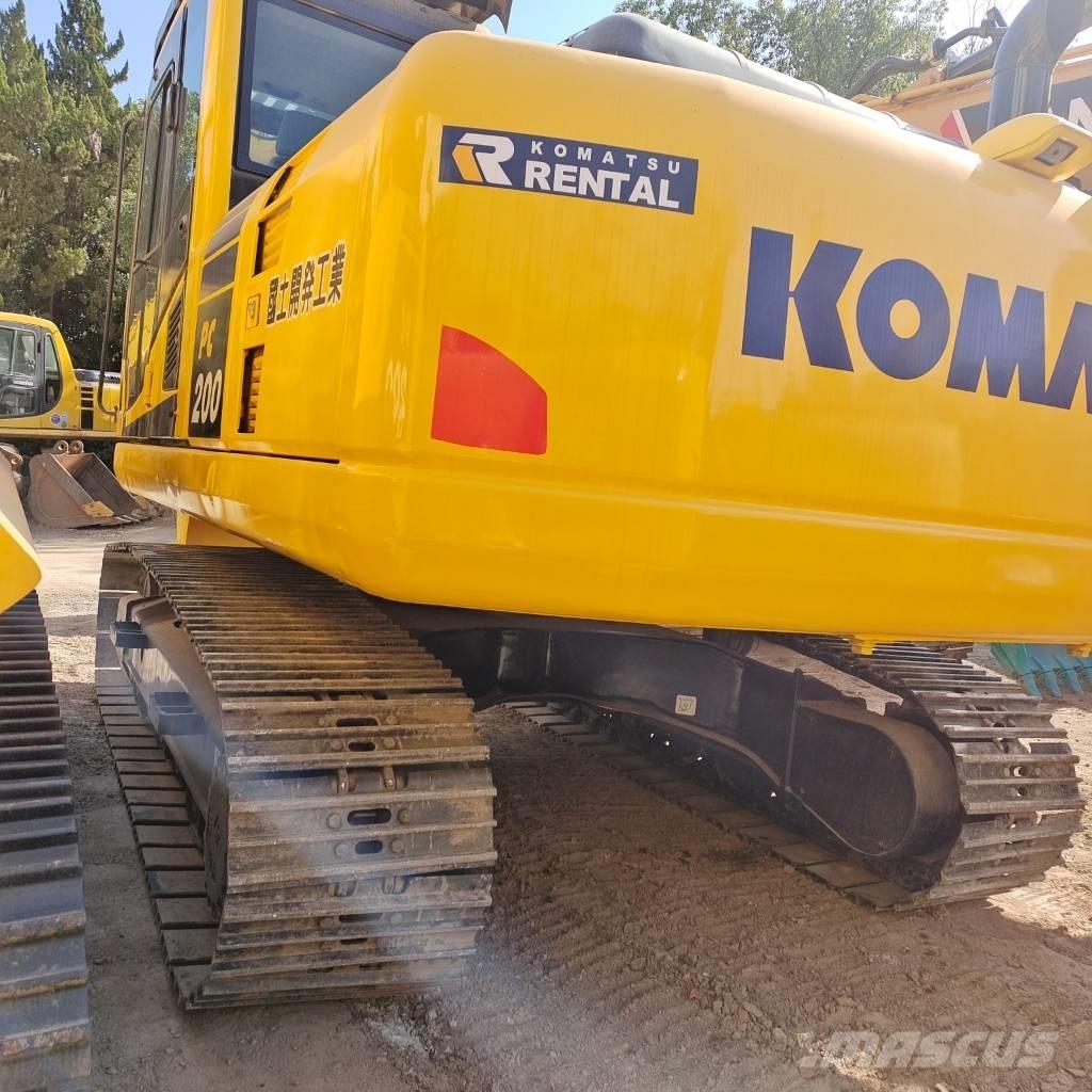 Komatsu PC 200 Crawler Excavators