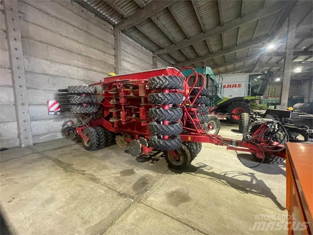 Horsch Pronto 4 DC Farm Drills