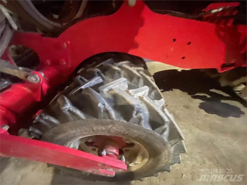 Horsch Pronto 4 DC Farm Drills