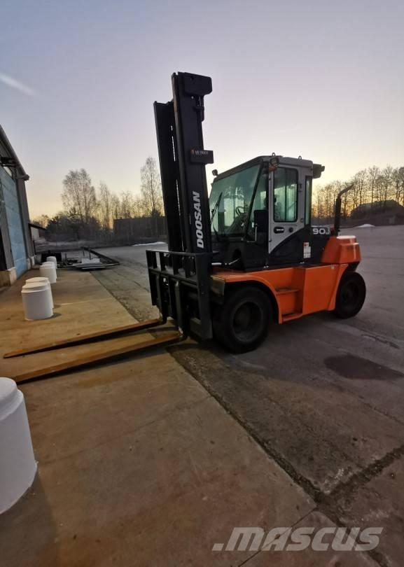 Doosan D90S-7 Diesel Forklifts