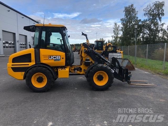 JCB 407 Wheel Loaders