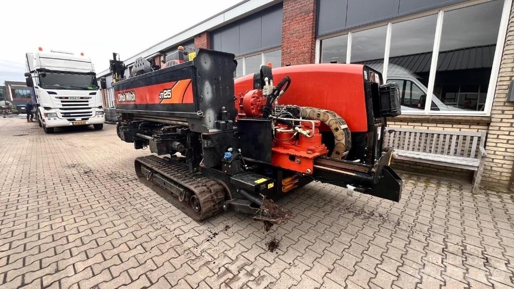 Ditch Witch JT 25 Horizontal Directional Drilling Equipment
