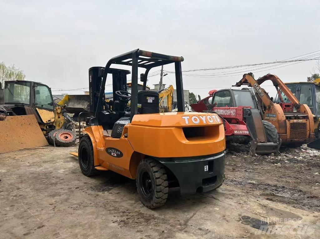 Toyota 5 ton Diesel Forklifts