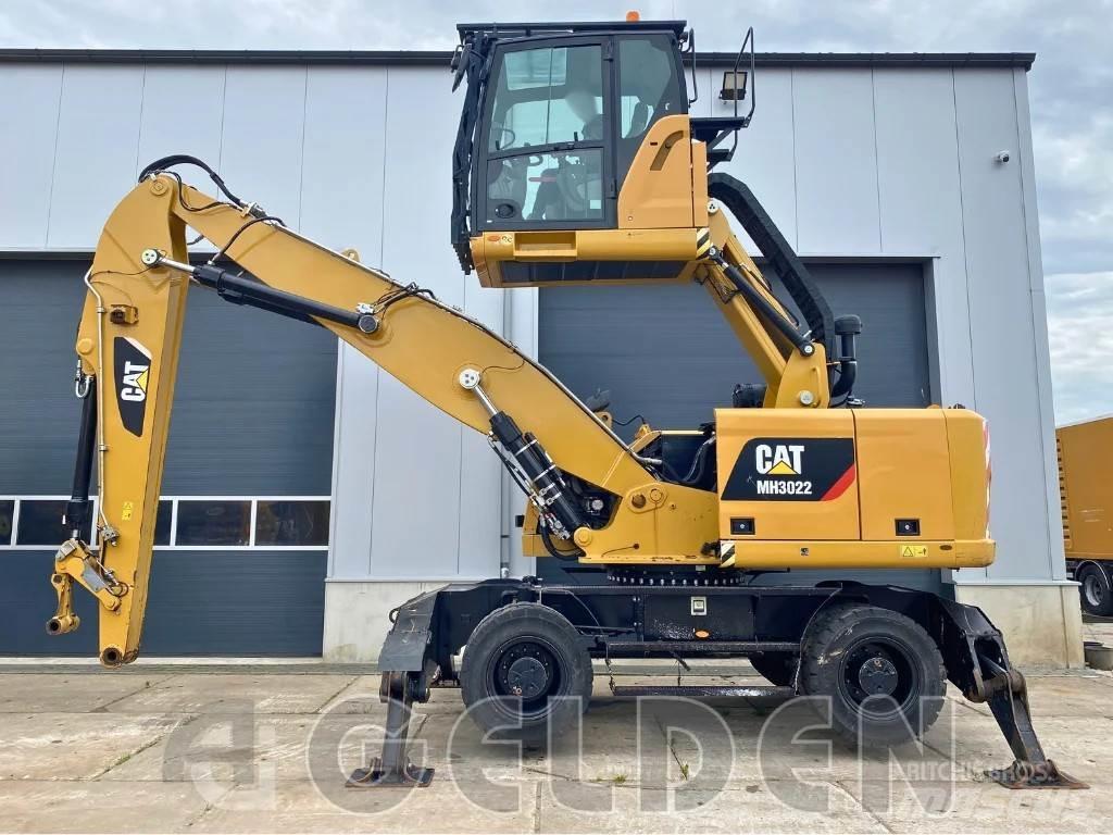 CAT MH3022 Waste / Industry Handlers