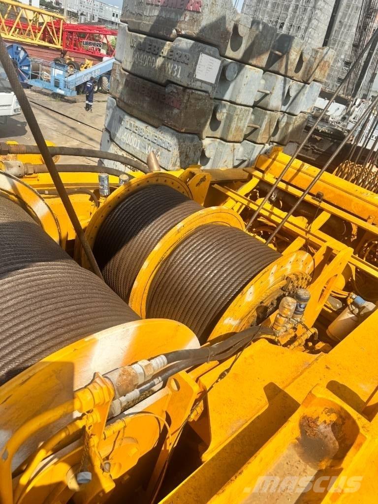 Liebherr LR 1400-2 Crawler Cranes