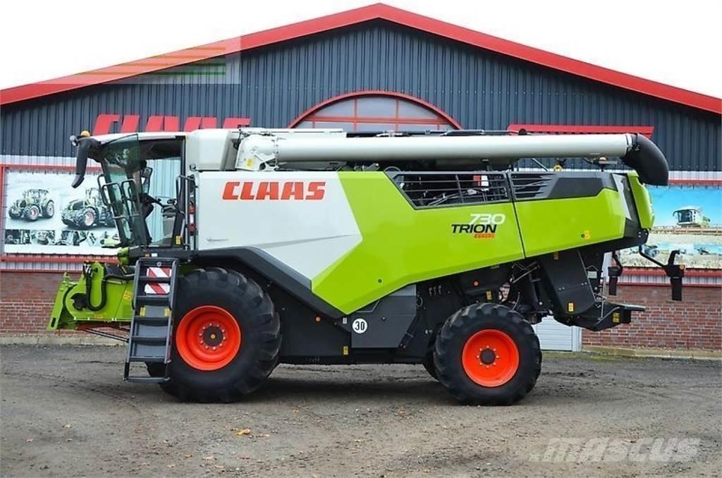CLAAS trion 730 Combine Harvesters