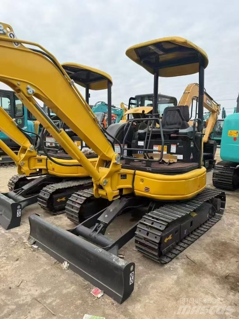 Komatsu 30 Crawler Excavators