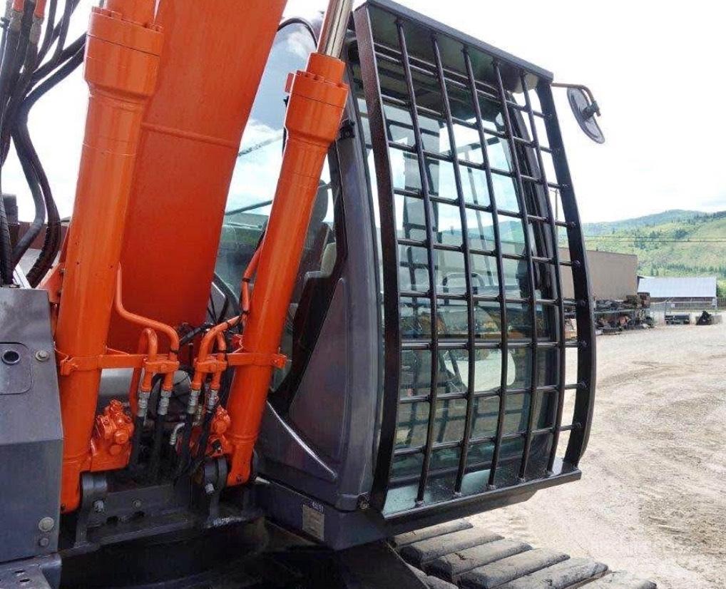 Hitachi ZX 135 US-3 Crawler Excavators