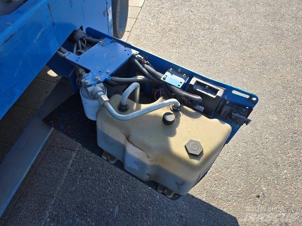 Genie GS 3232 Scissor Lifts