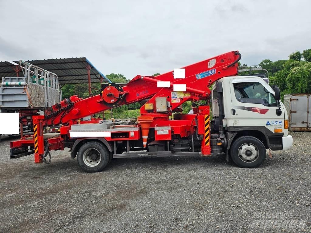 Horyong SKY 2804N Truck Mounted Aerial Platforms