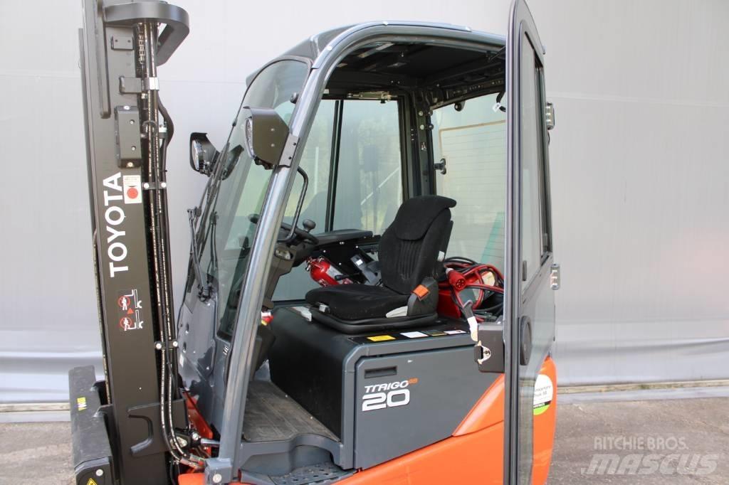 Toyota 8FBE20T Electric Forklifts