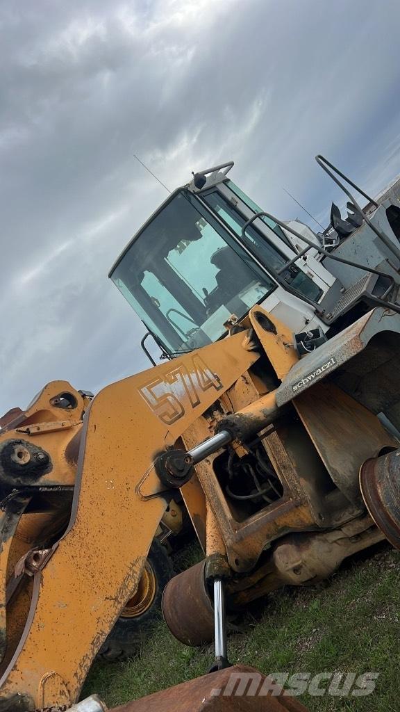 Liebherr L 574 Hydraulics