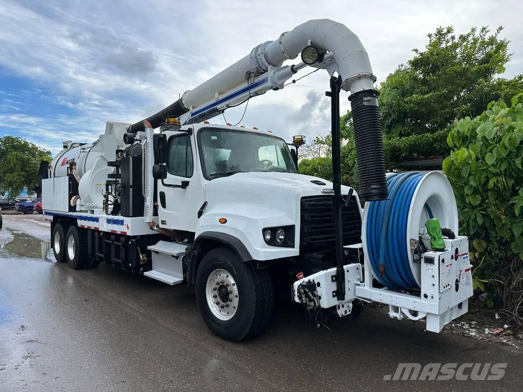 Freightliner 114 SD Vacuum Trucks