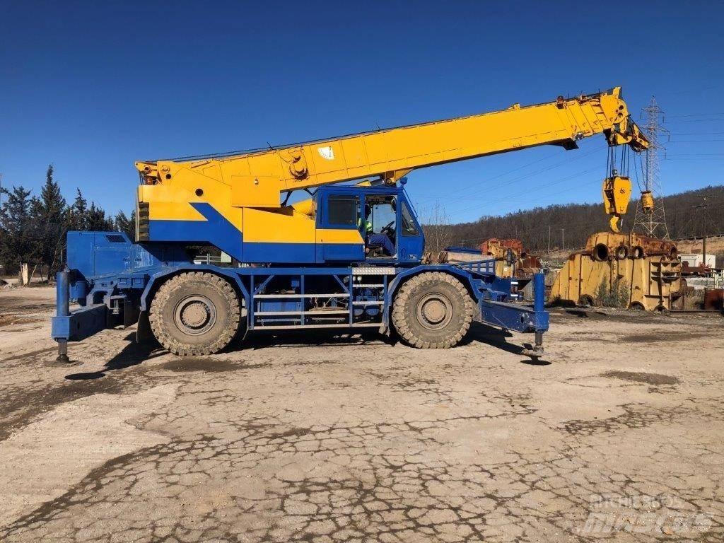 Kobelco RK 450 Rough Terrain Cranes