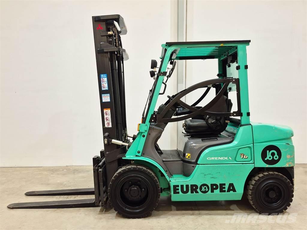 Mitsubishi FD30NT Diesel Forklifts