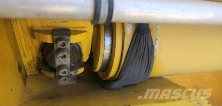 Demag AC 120-1 Mobile and all terrain cranes