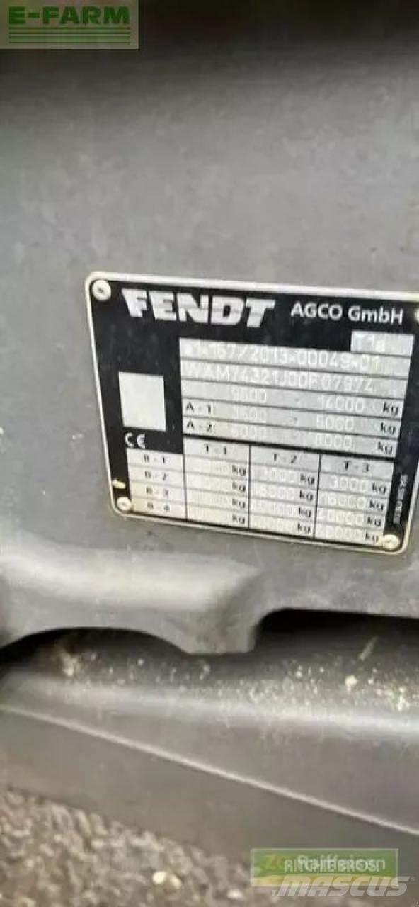 Fendt 724 vario Tractors