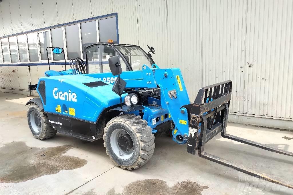 Genie GTH 2506 Telescopic Handlers