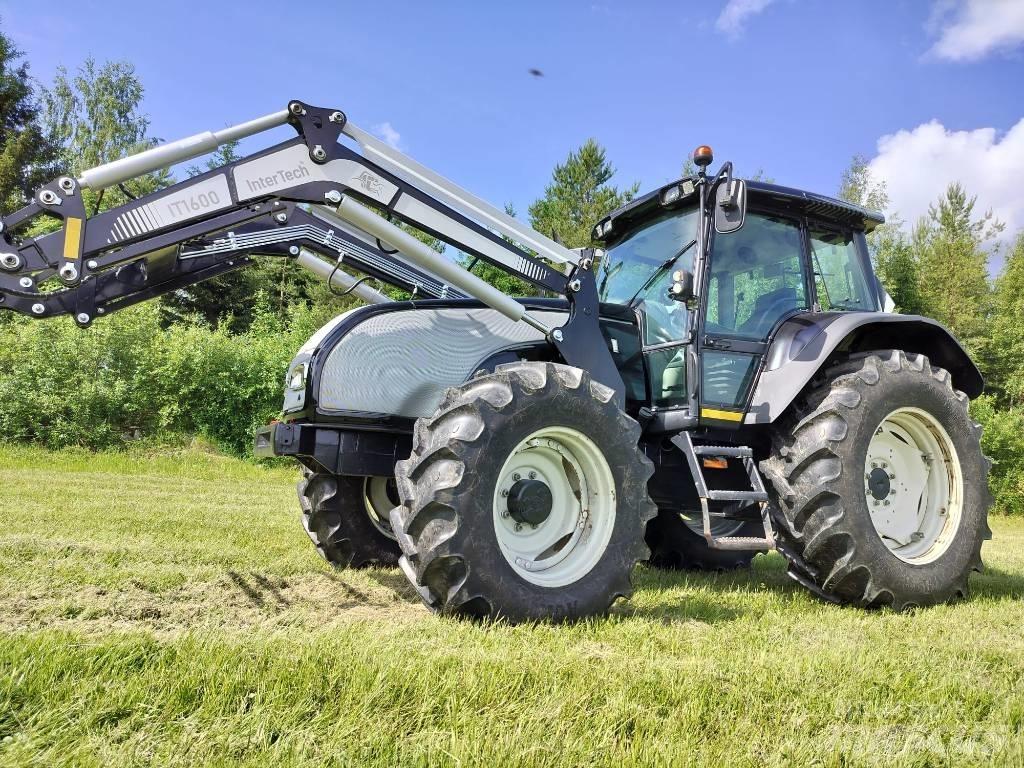 Valtra T120 Hitech Tractors