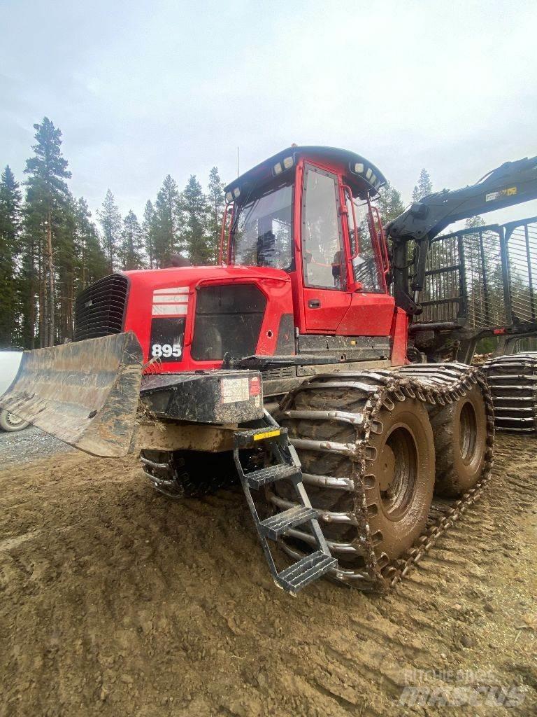 Komatsu 895 Forwarders
