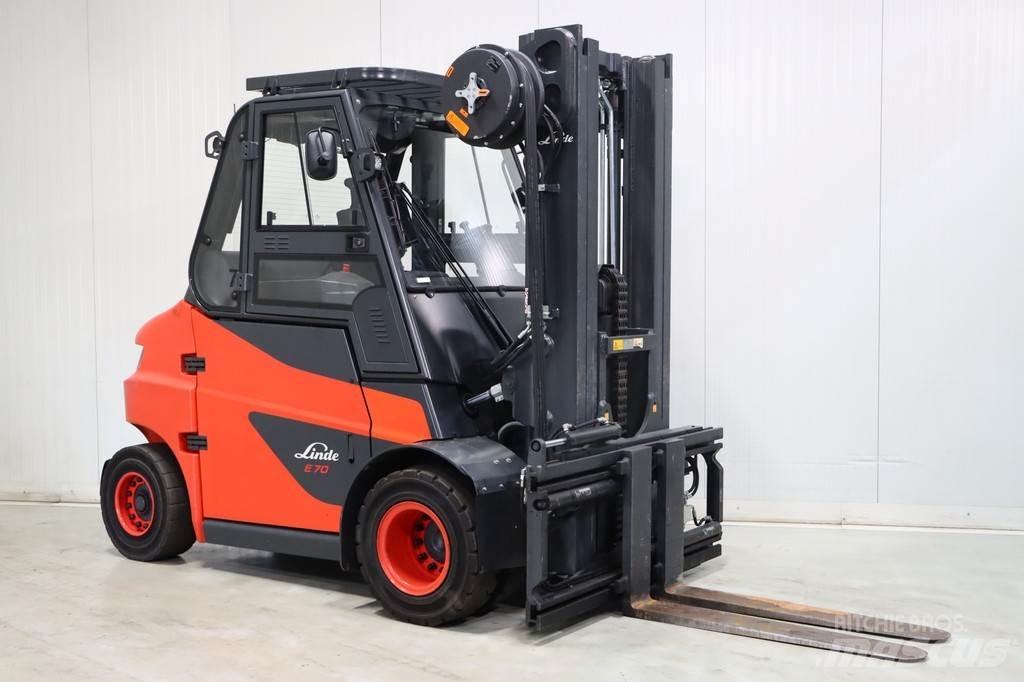 Linde E70-01 Electric Forklifts