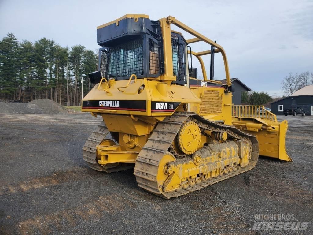 CAT D 6 M XL Crawler dozers