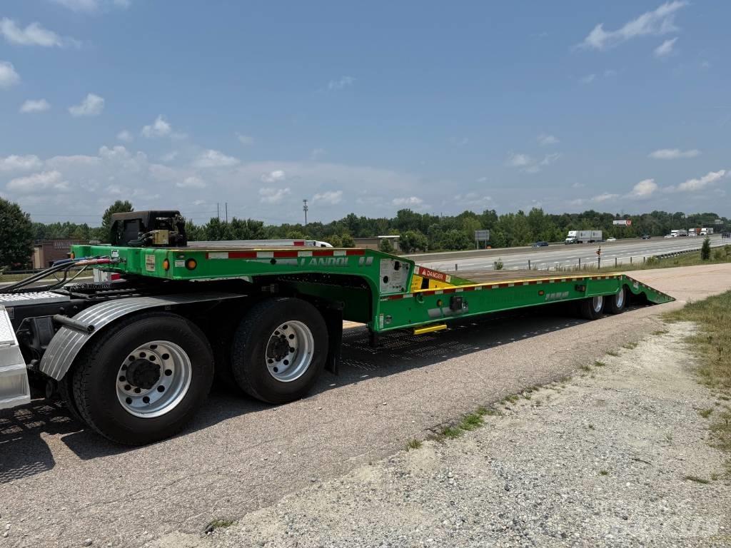 Landoll 930 Lowboy trailer