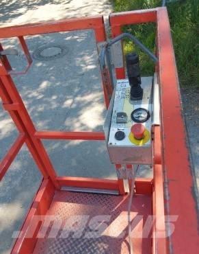 SkyJack SJ 12 Scissor Lifts
