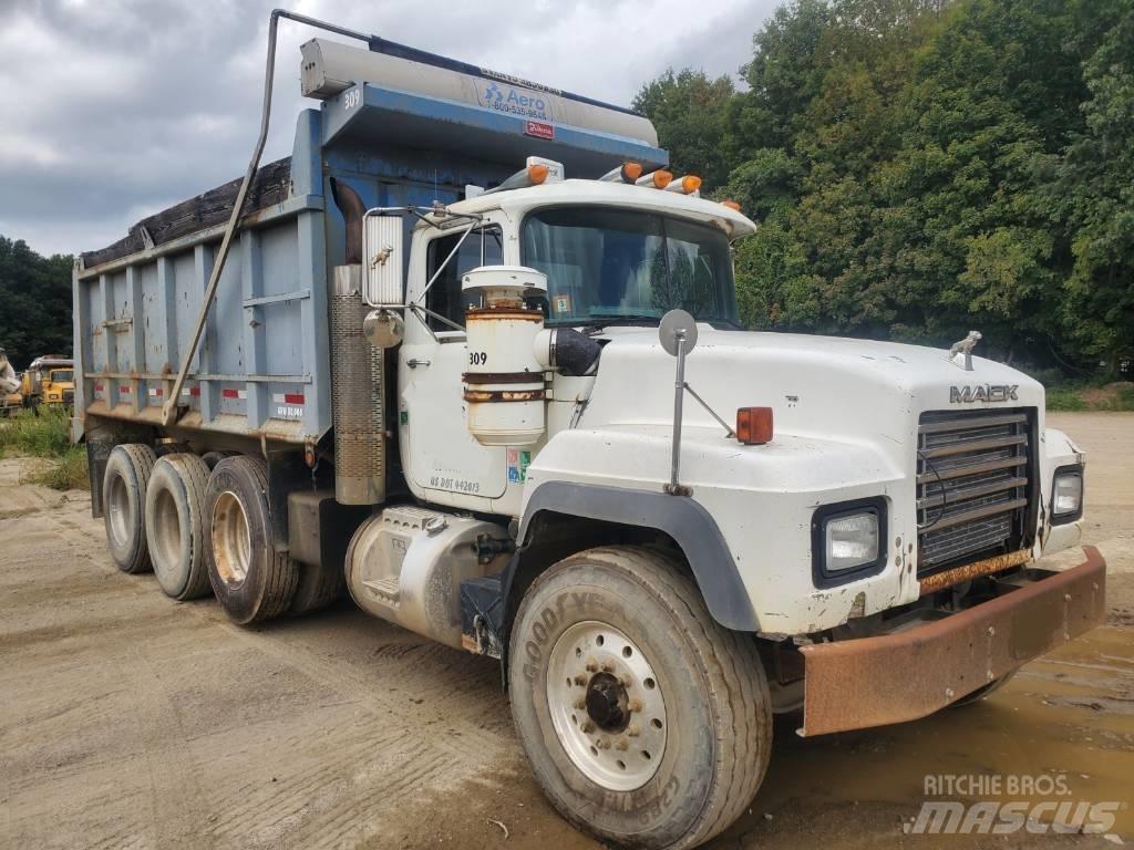 Mack RD688s Dump Trucks