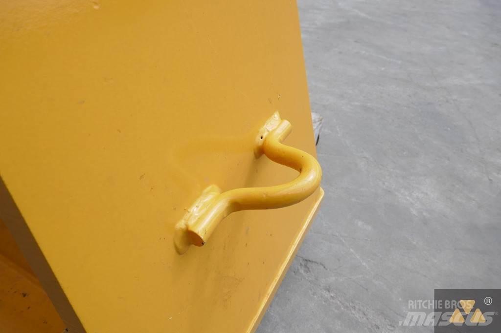 Volvo Push block Other Components