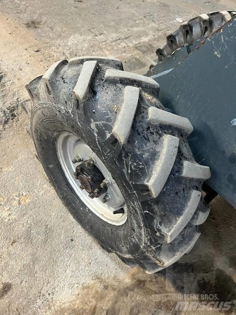 Mustang AL 100 Mini Loader