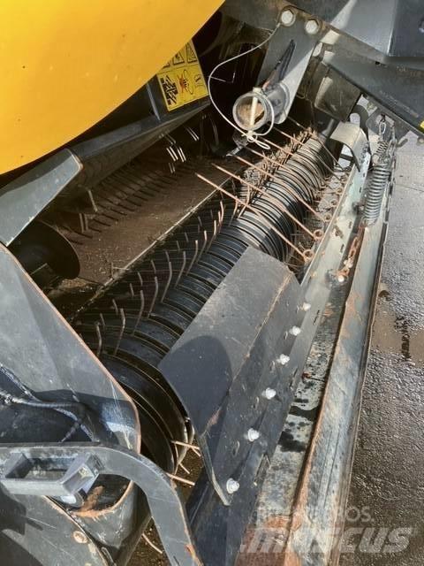 New Holland RB 125 Round Balers