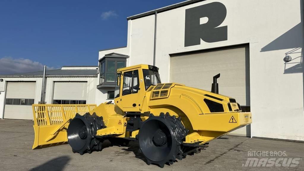 Bomag BC 462 EB Landfill compactors