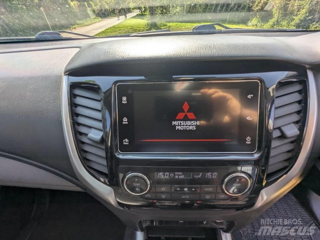 Mitsubishi L 200 Pickup Trucks