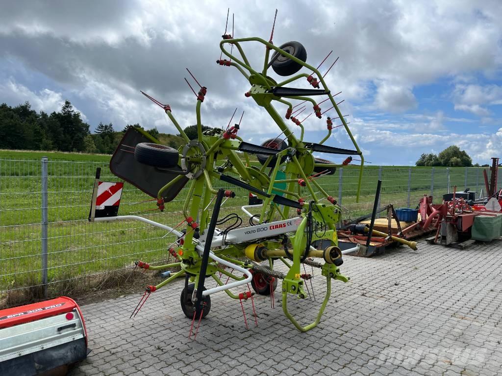 CLAAS Volto 800 Rakes and tedders