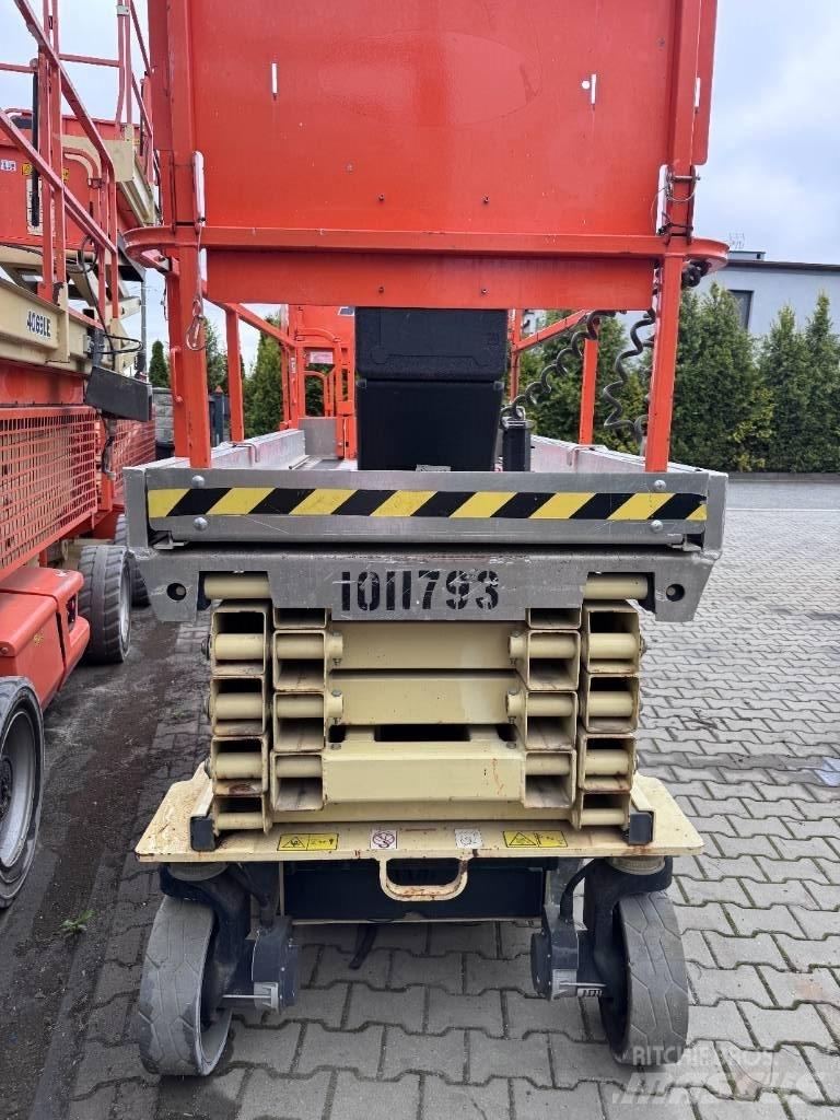 JLG 3246 ES Scissor Lifts