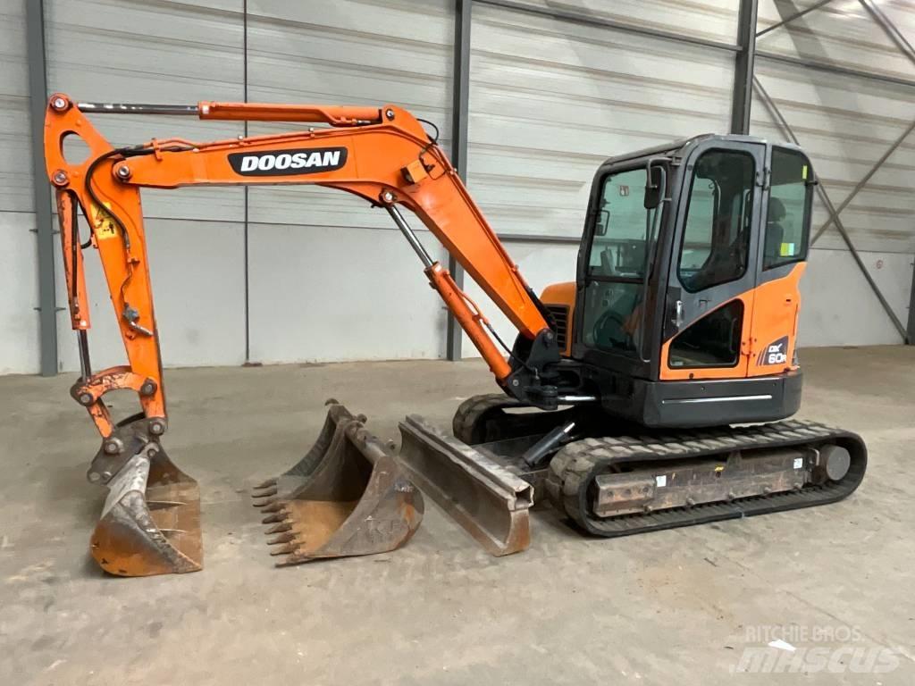 Doosan DX 60 R Mini Excavators <7t (Mini Diggers)
